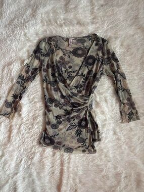 Sweet Pea Top